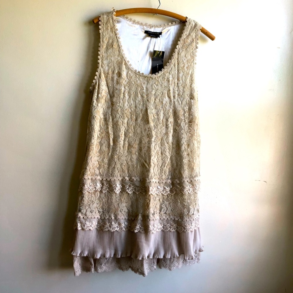 BCBG Lace Tiered ruffle dress NWT deadstock y2K